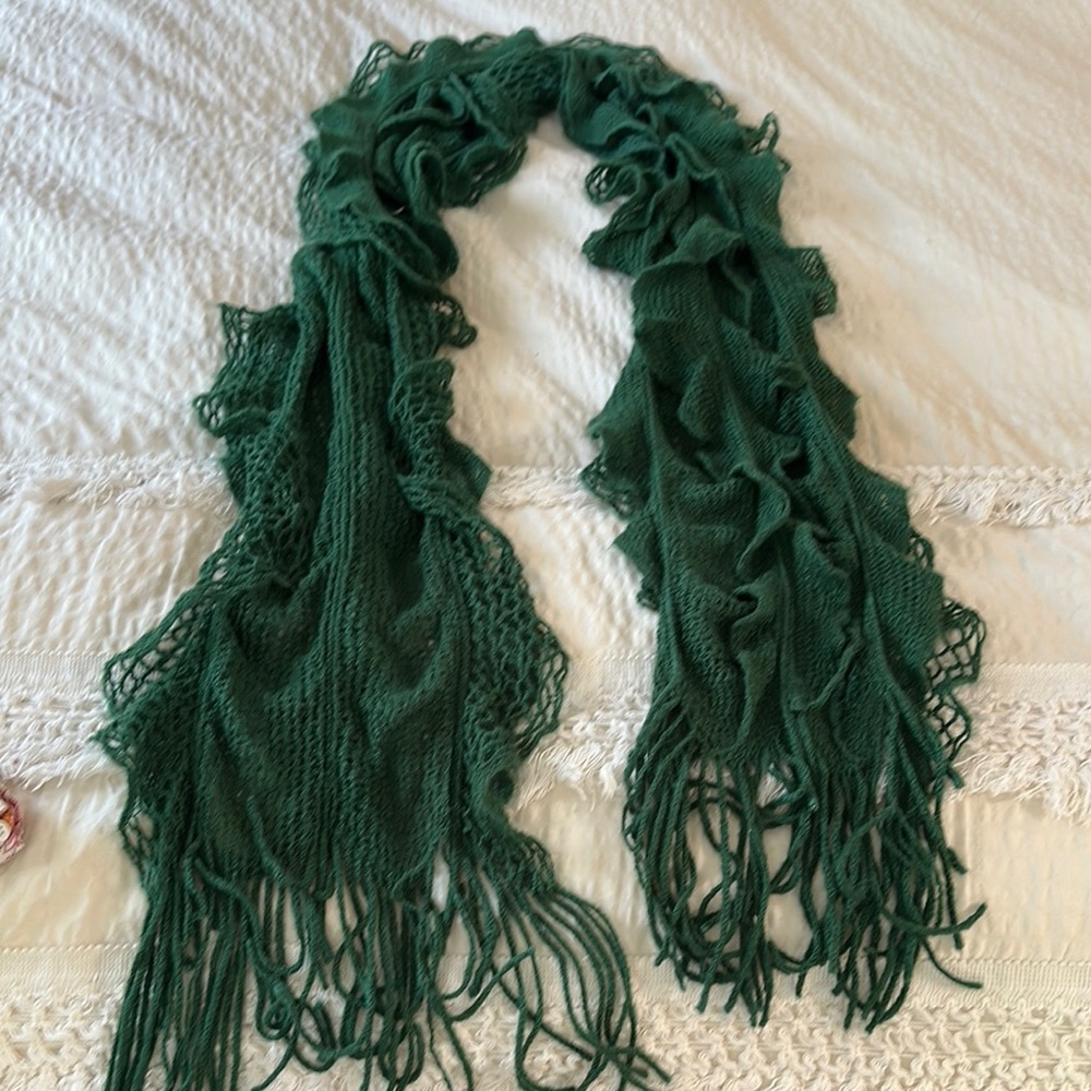 Elegant Green Knit Scarf